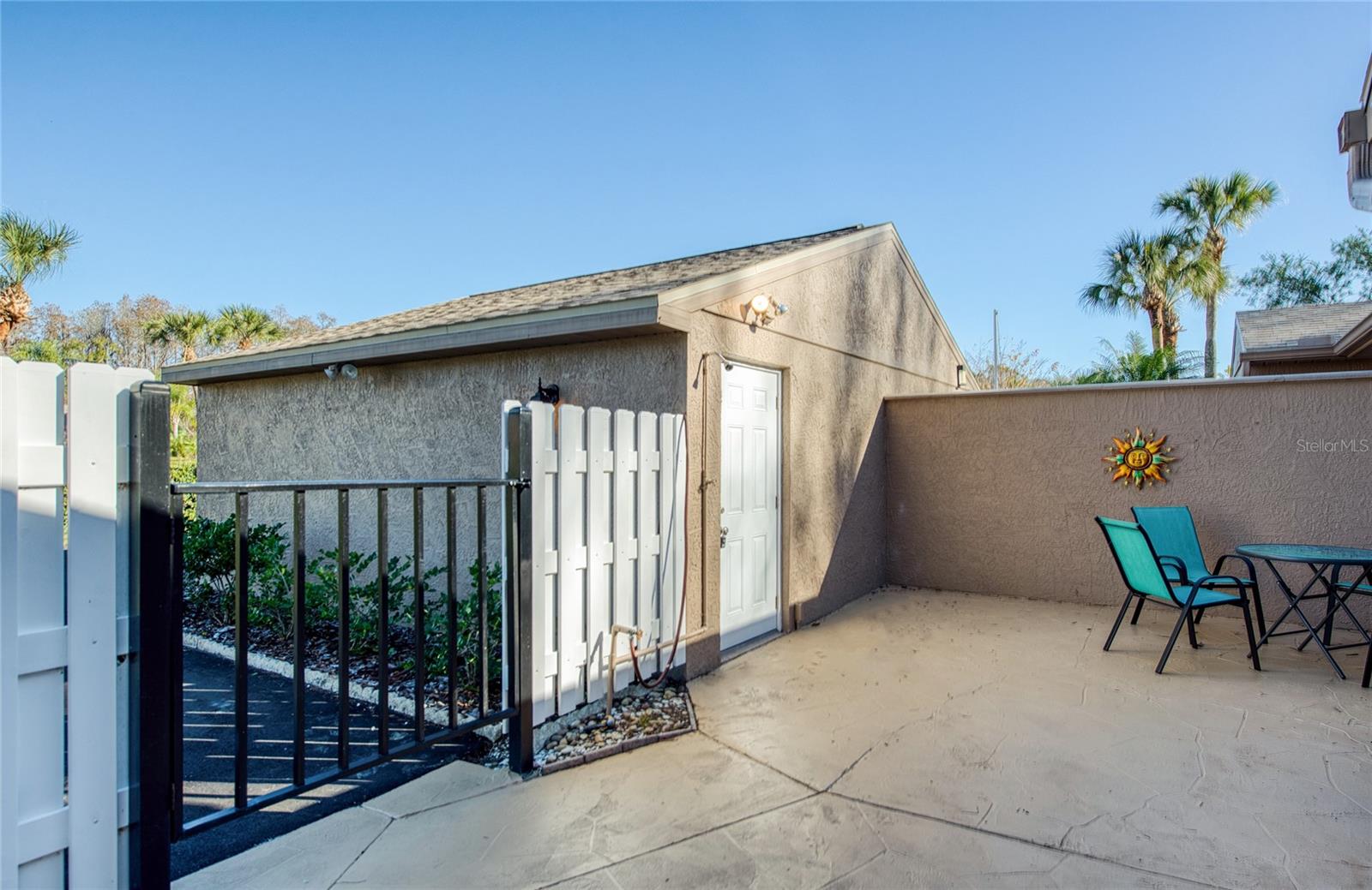 Listing photo id 38 for 3180 Charter Club Drive B