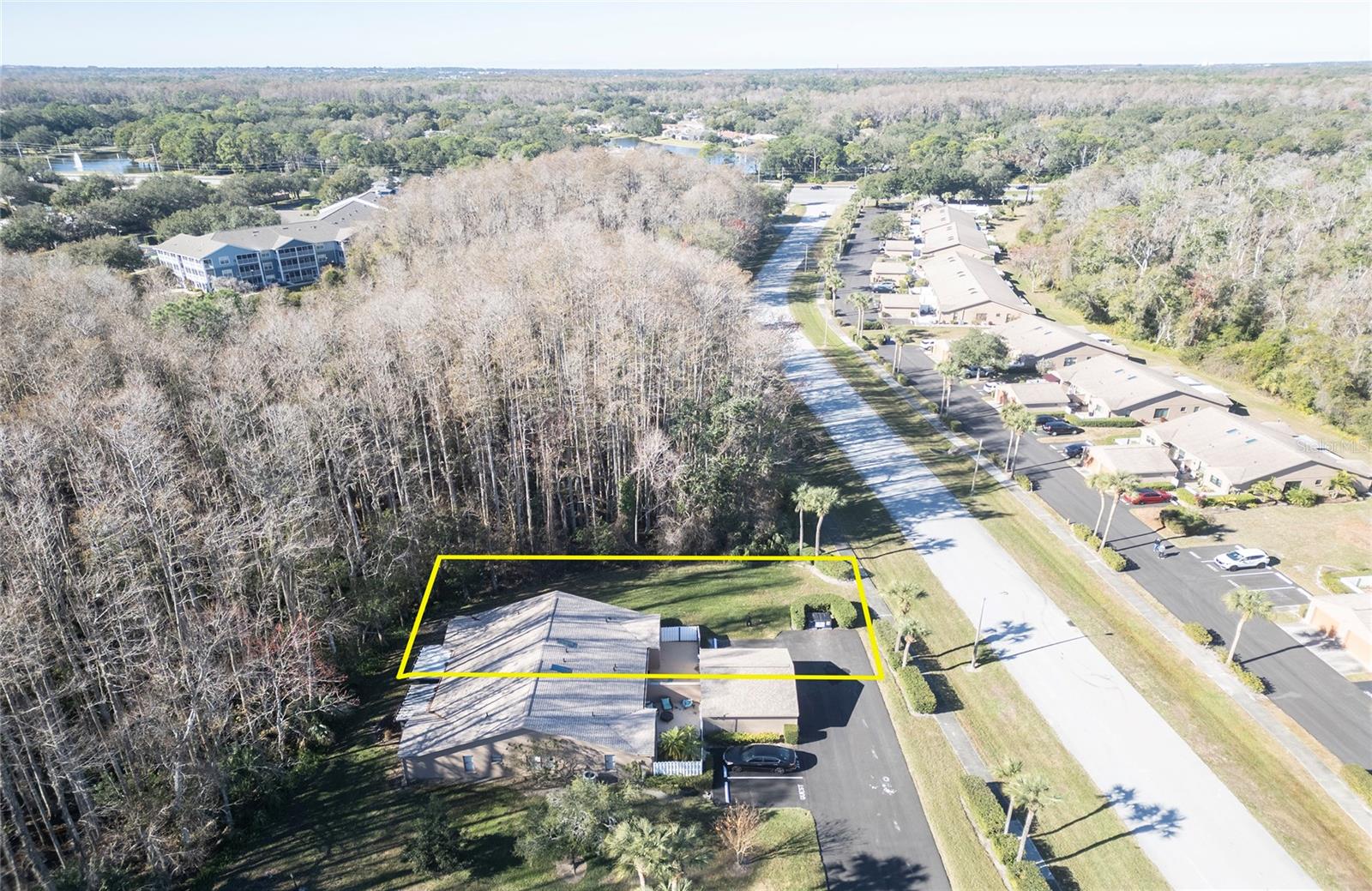 Listing photo id 52 for 3180 Charter Club Drive B