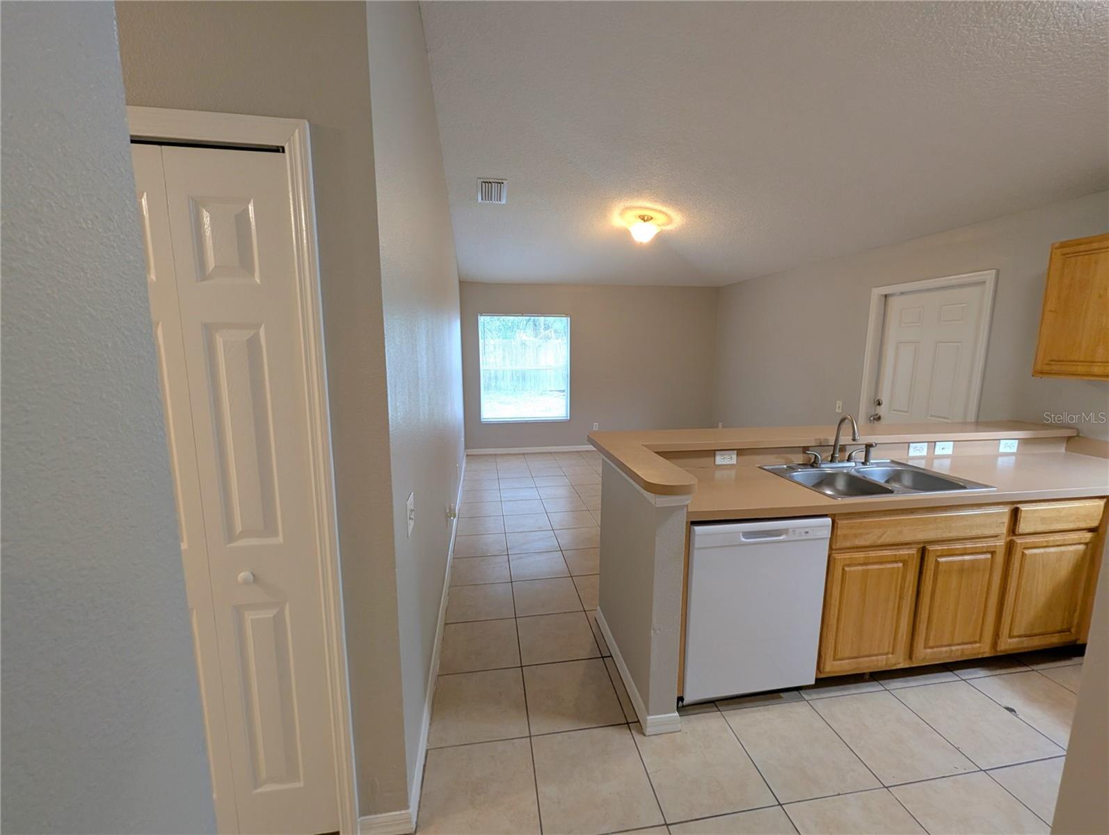 Image 6 of 34 For 3303 Frierson Avenue