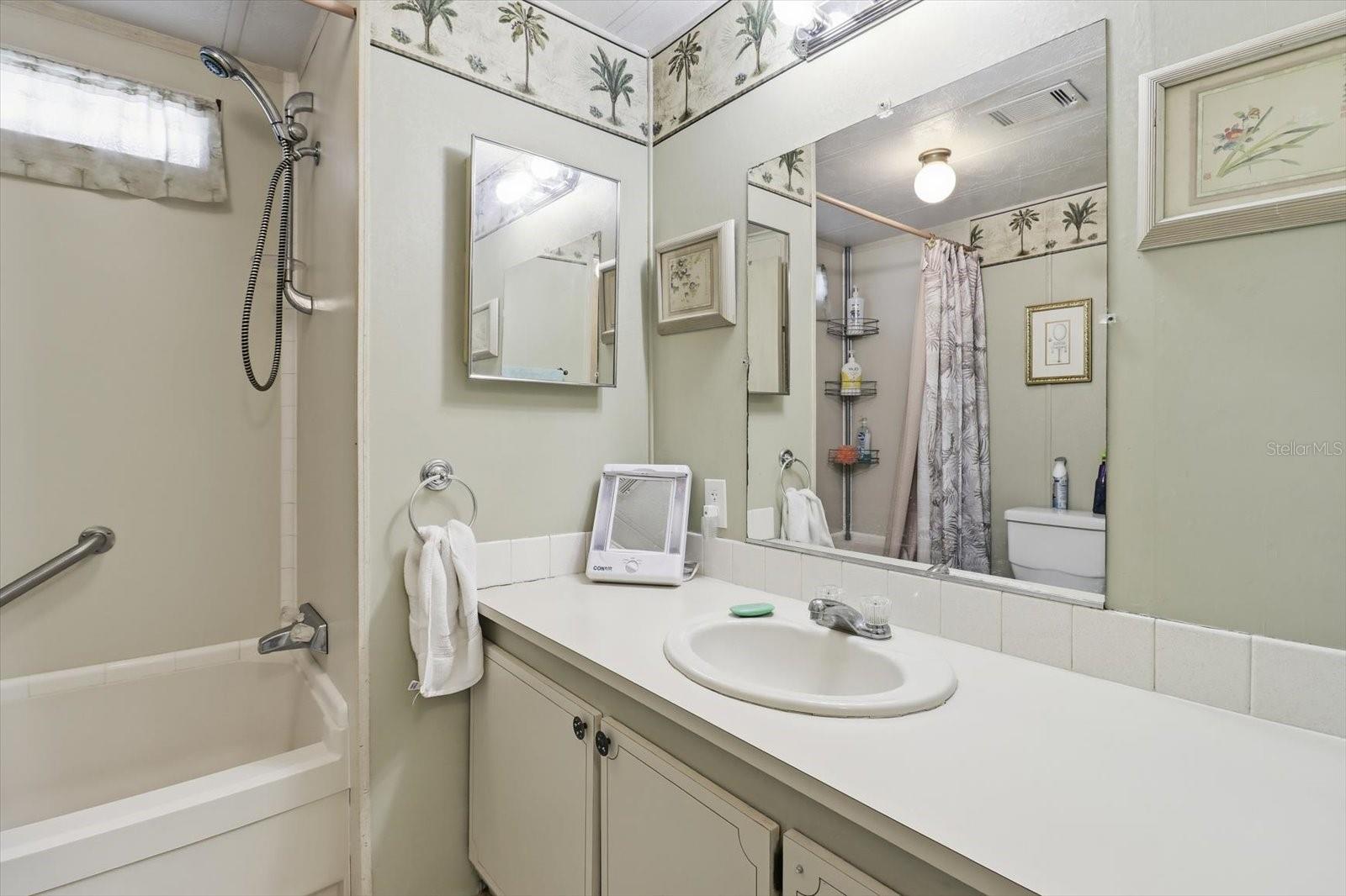 Image 22 of 44 For 2045 Hilo Drive