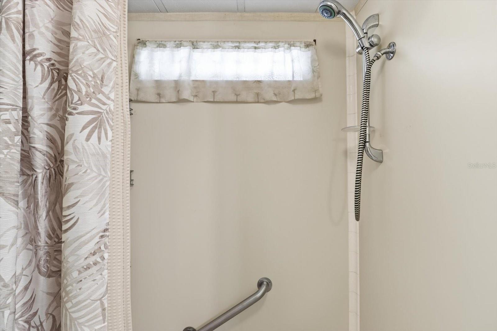 Image 23 of 44 For 2045 Hilo Drive