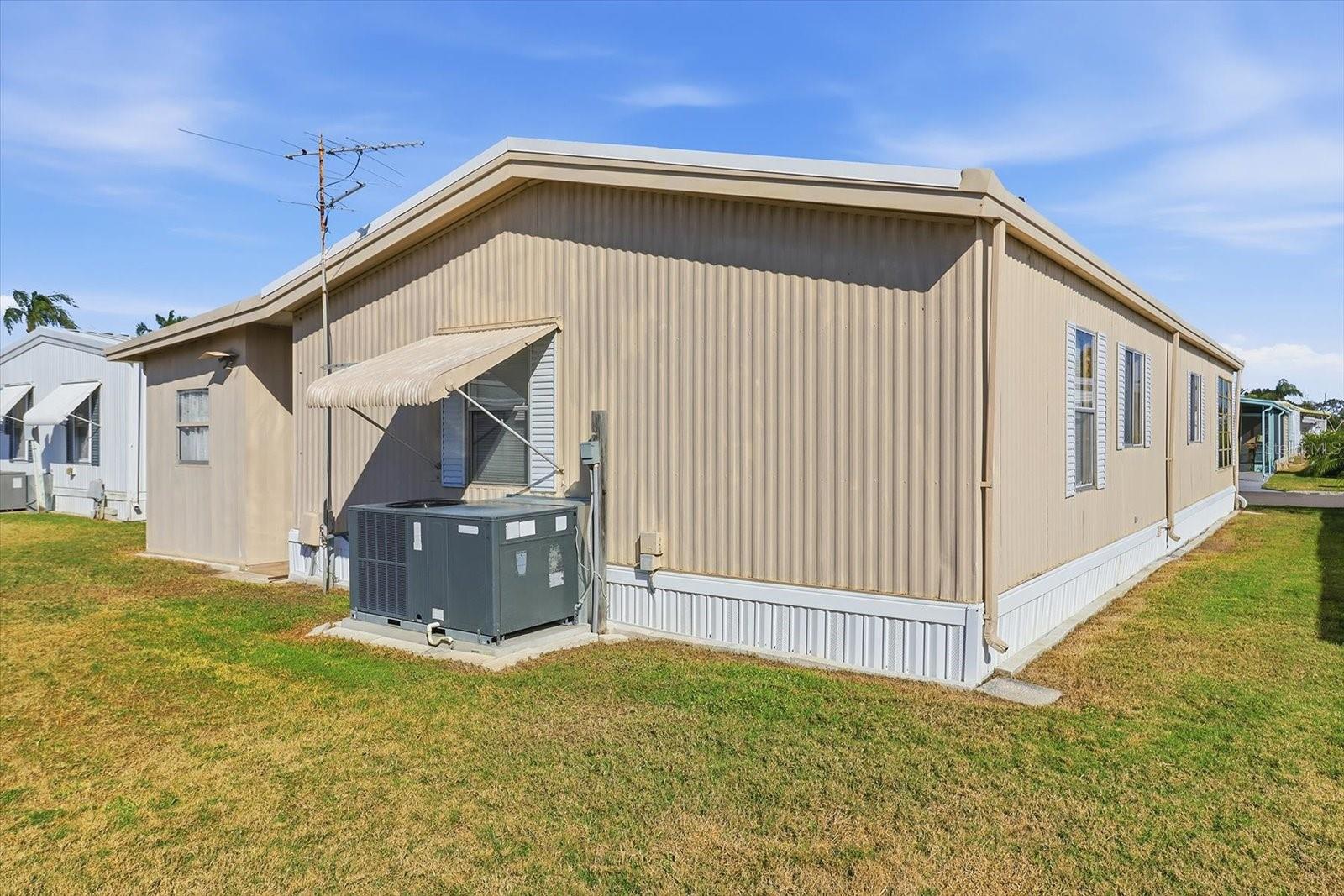 Image 35 of 44 For 2045 Hilo Drive