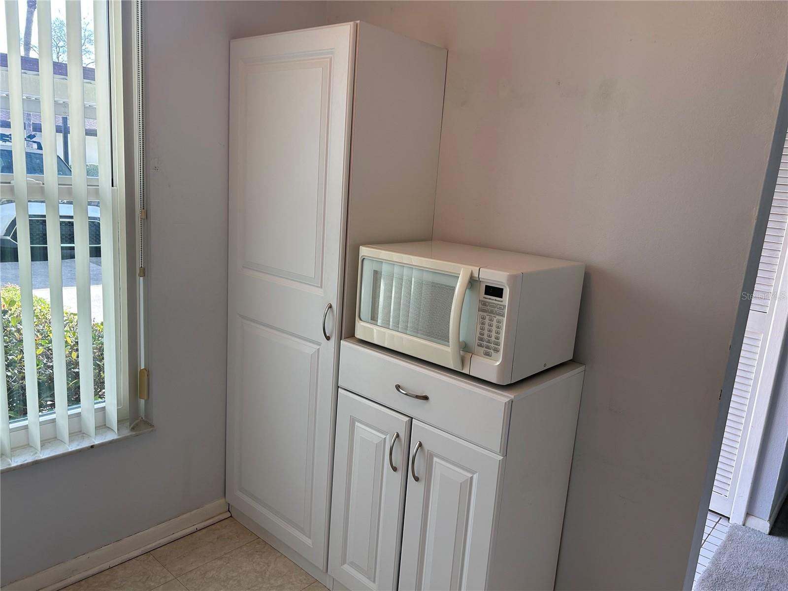 Image 8 of 21 For 1310 Powderpuff Dr  1104