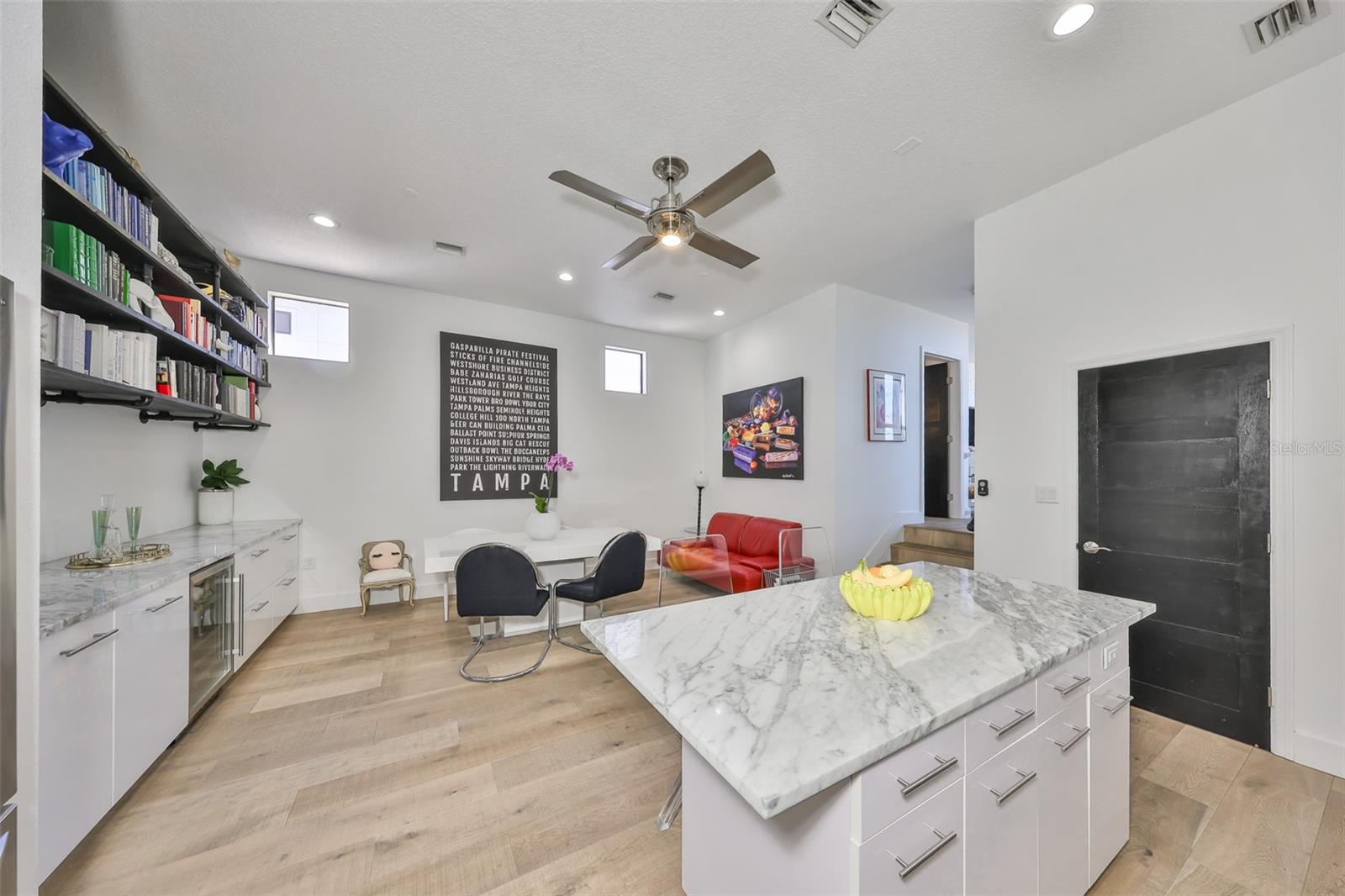 Image 16 of 39 For 3012 Barcelona Street 7