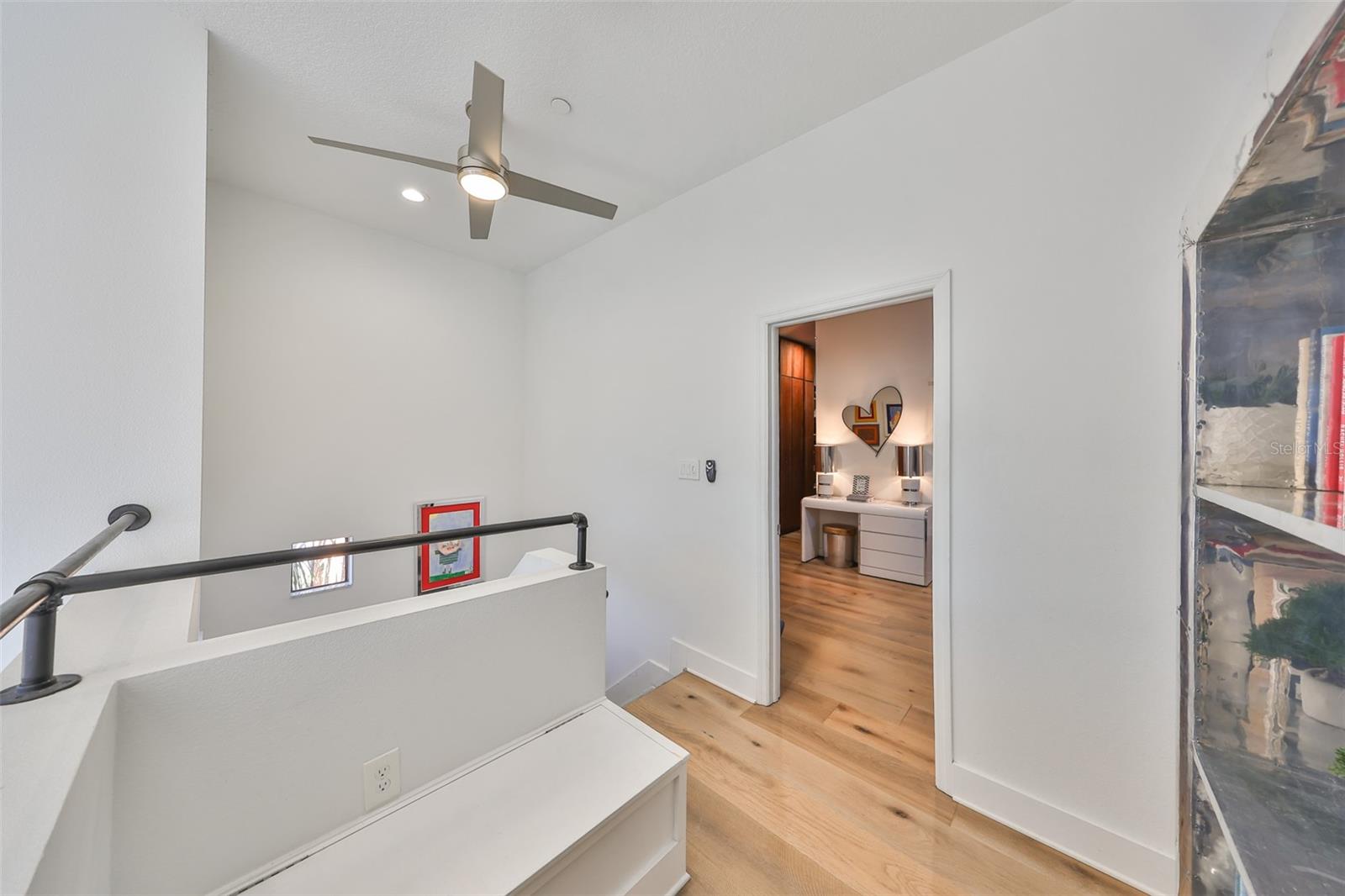 Image 22 of 39 For 3012 Barcelona Street 7