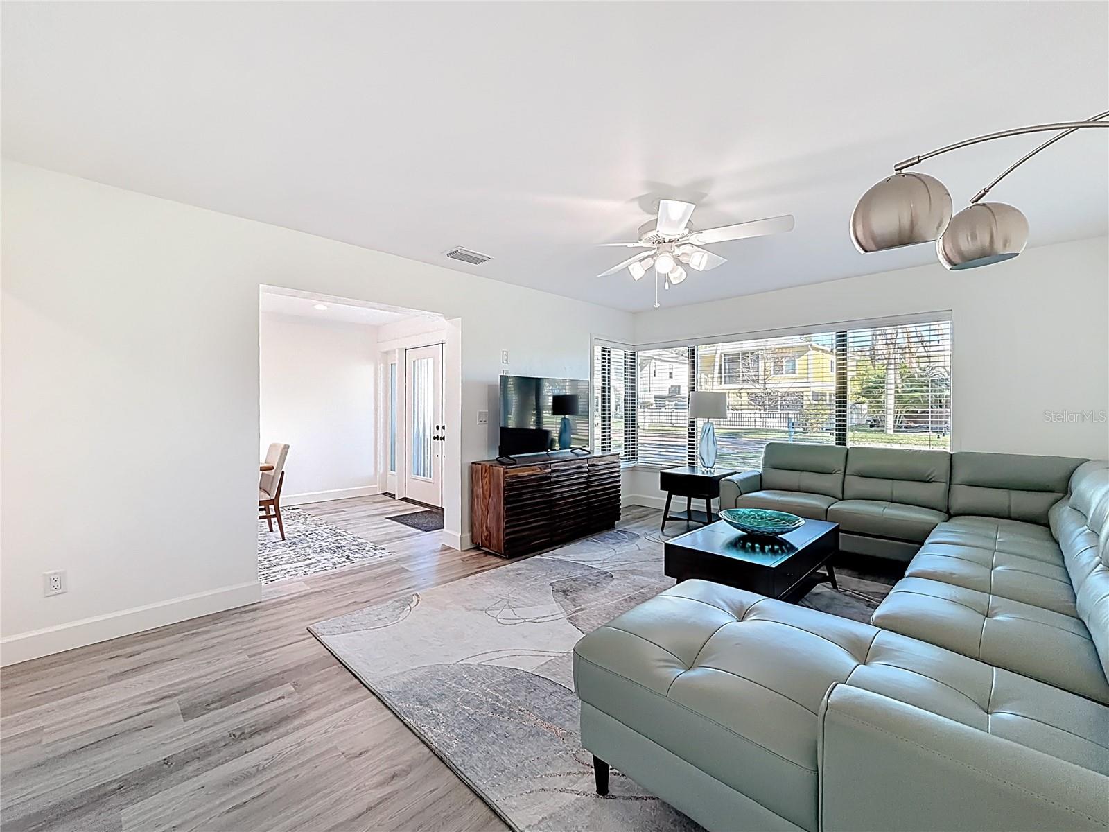 Image 10 of 61 For 2843 57th Street S