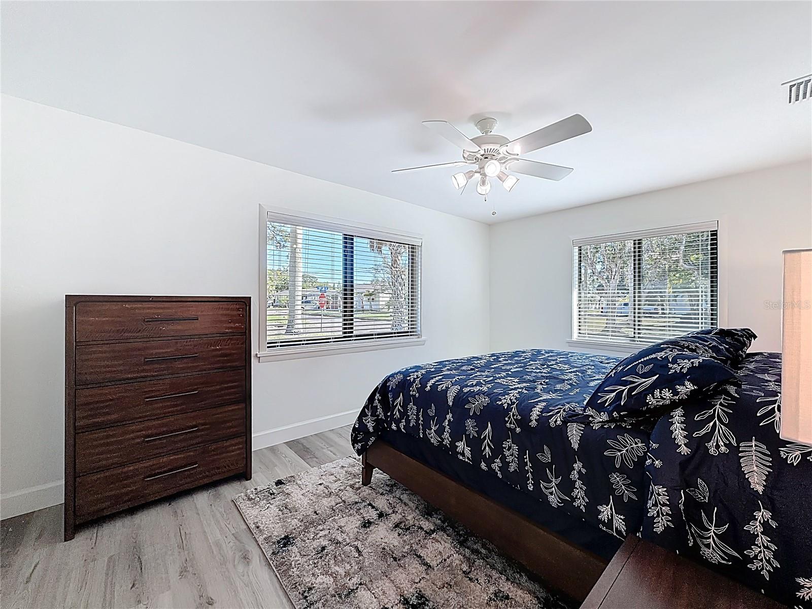 Image 20 of 61 For 2843 57th Street S