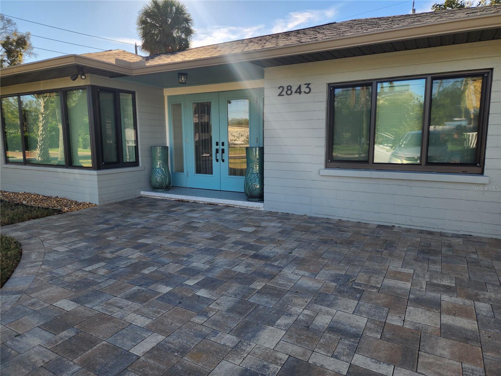 Image 4 of 61 For 2843 57th Street S