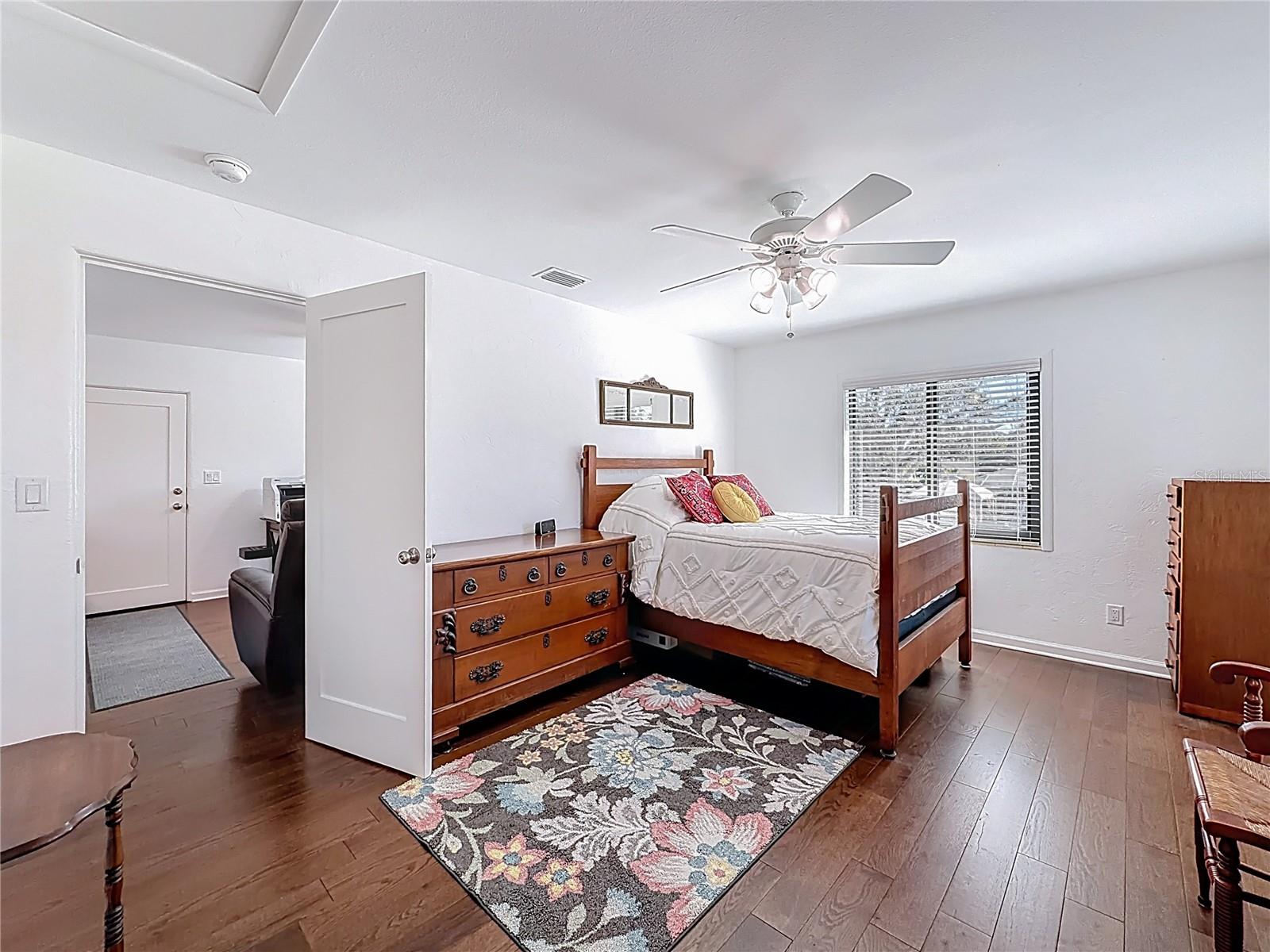 Image 46 of 61 For 2843 57th Street S