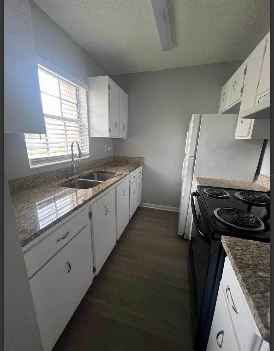 Image 10 of 10 For 709 Oceanside Circle 724