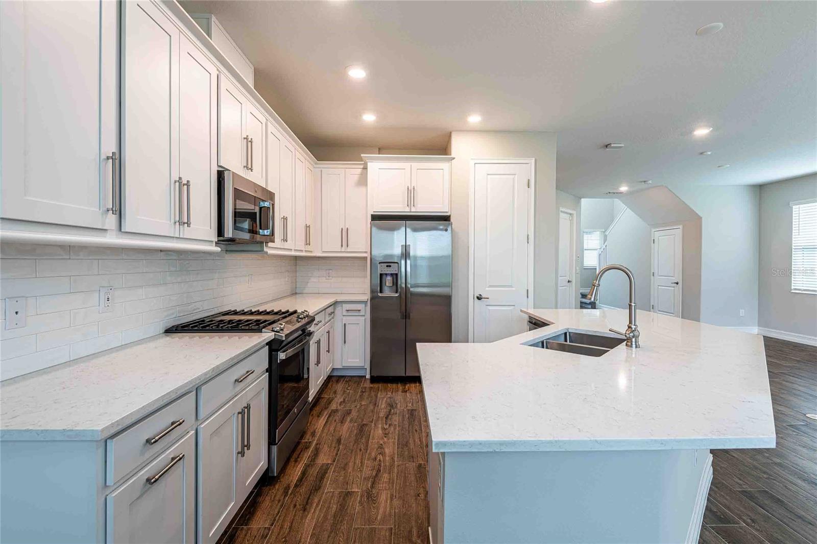 Image 13 of 83 For 4655 Almada Lane