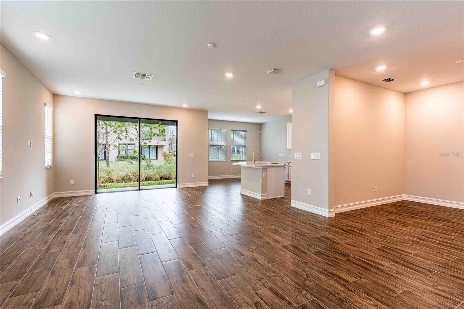 Image 4 of 83 For 4655 Almada Lane