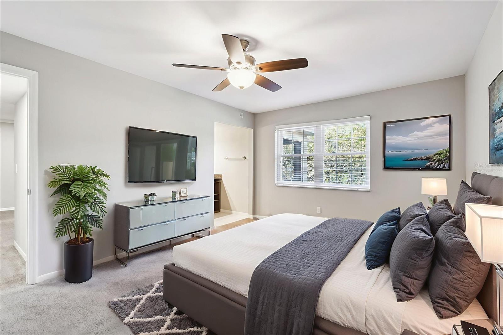 Image 14 of 21 For 3404 Latania Drive 323