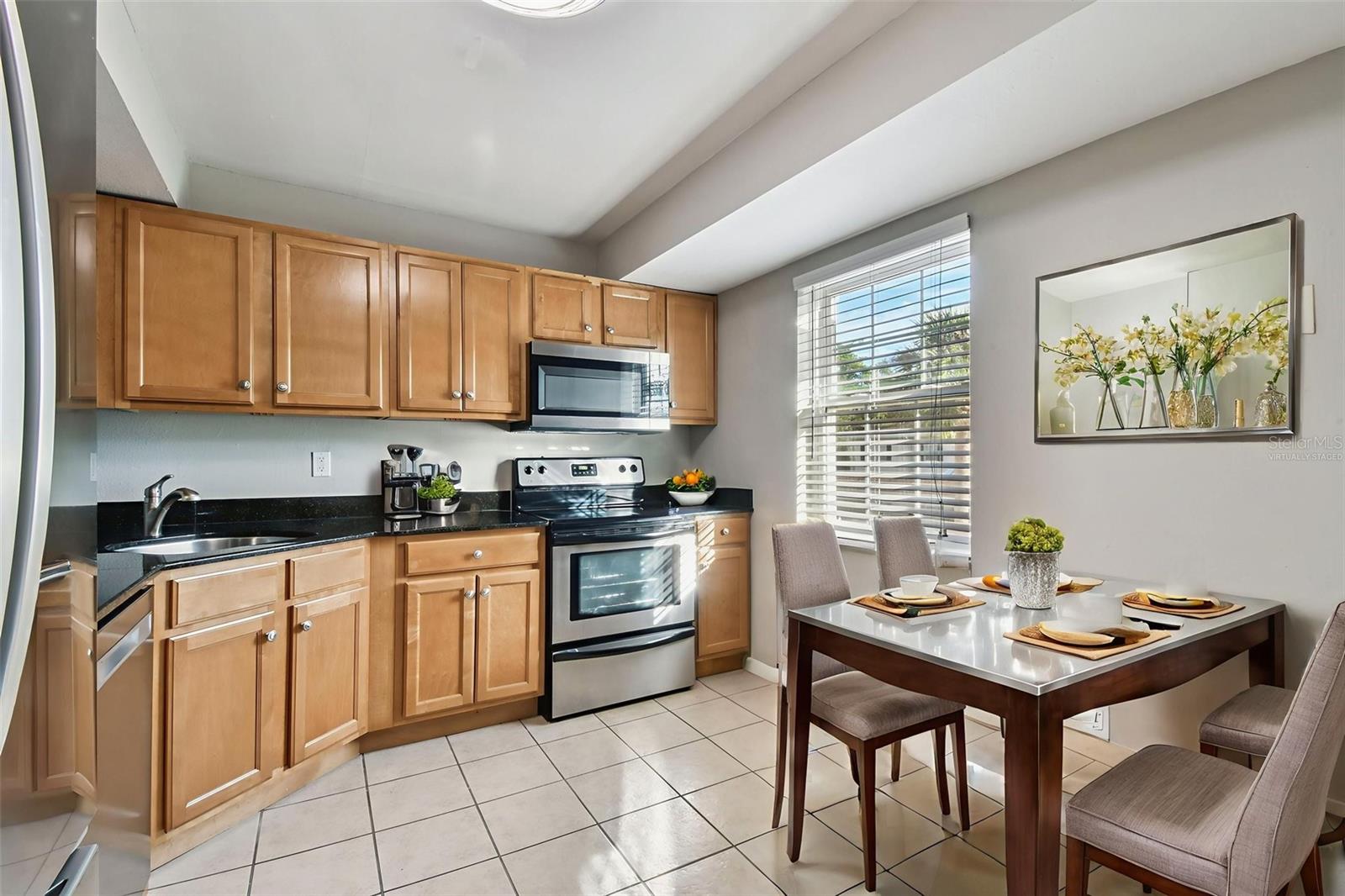 Image 7 of 21 For 3404 Latania Drive 323