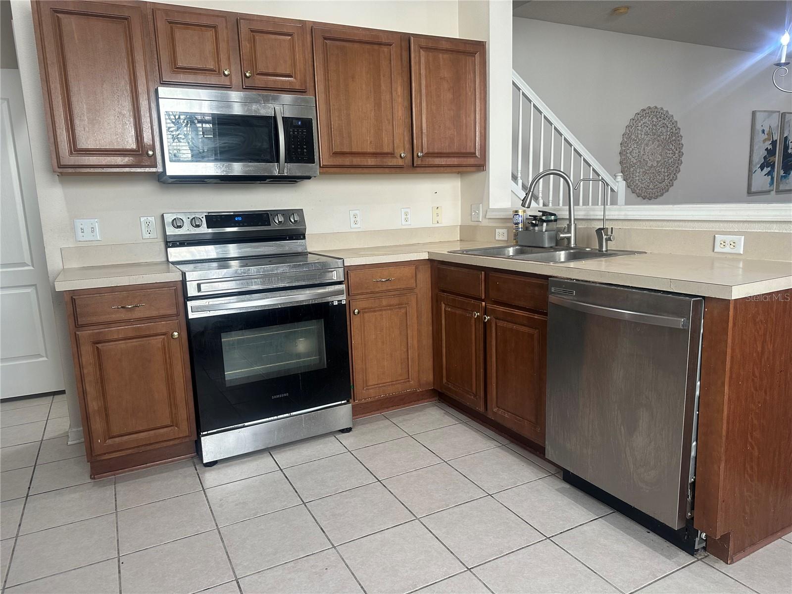 Image 10 of 25 For 5001 Barnstead Drive