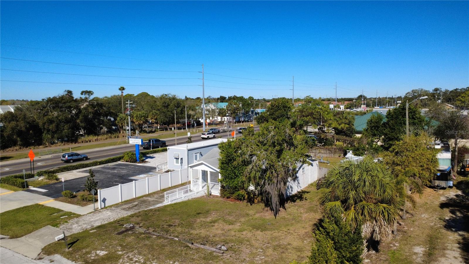 Image 4 of 12 For 1007 Michigan Avenue