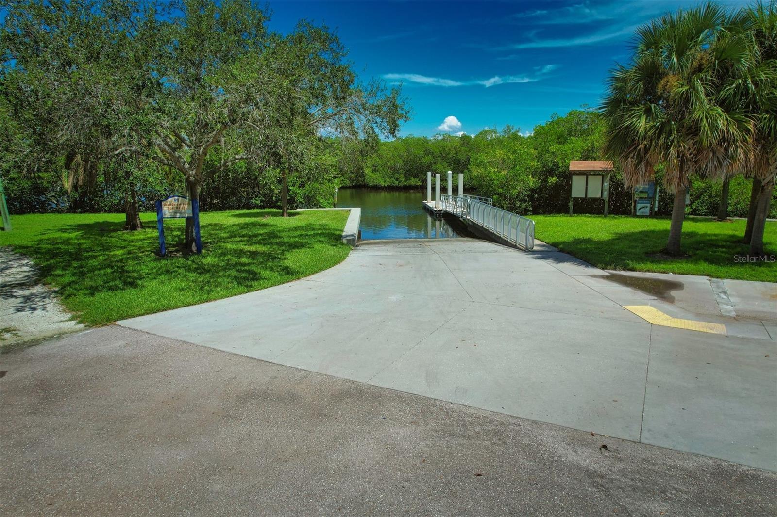 Image 14 of 18 For 430 39th Avenue S