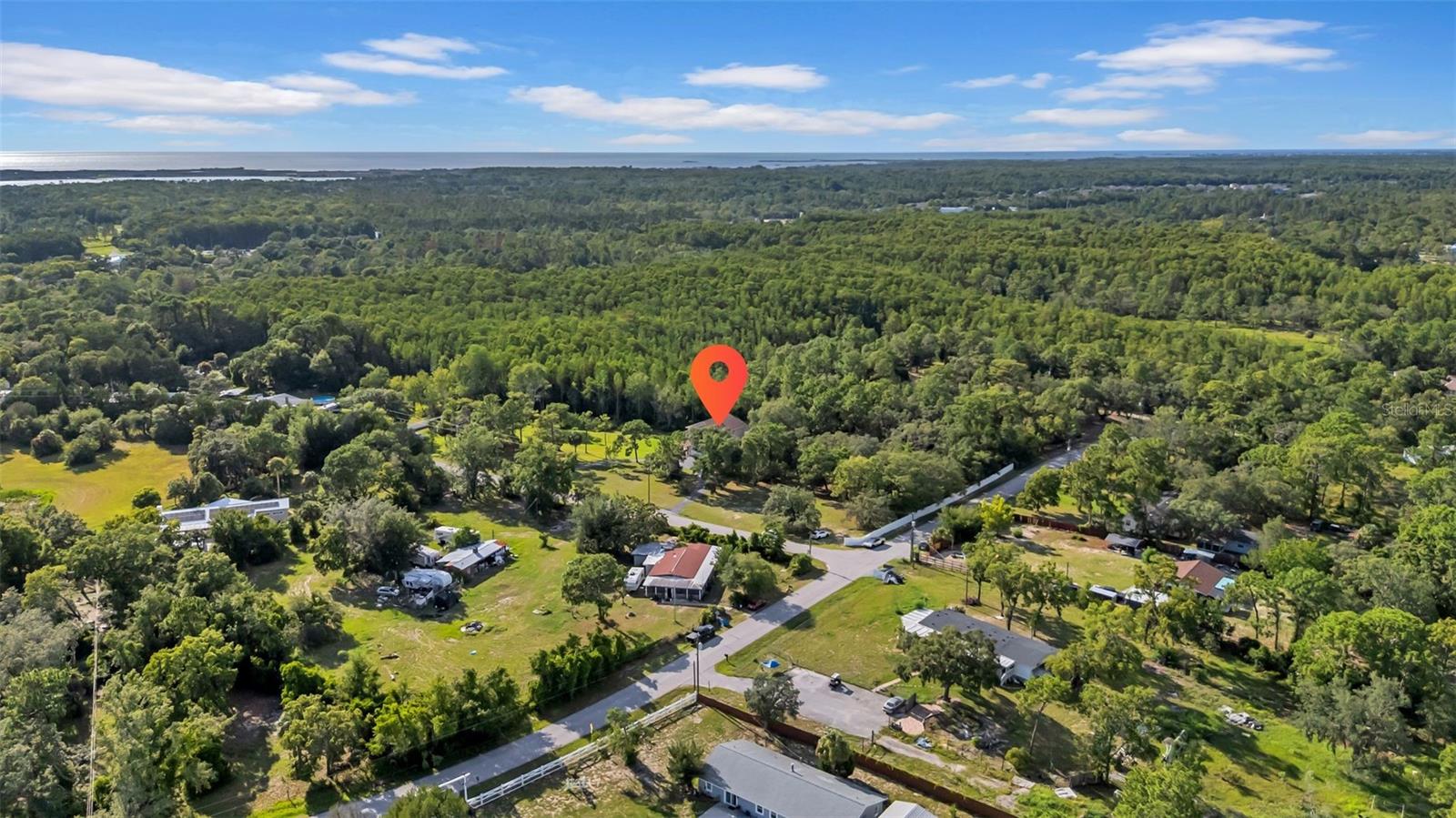 Image 63 of 70 For 10323 Saranac Trail