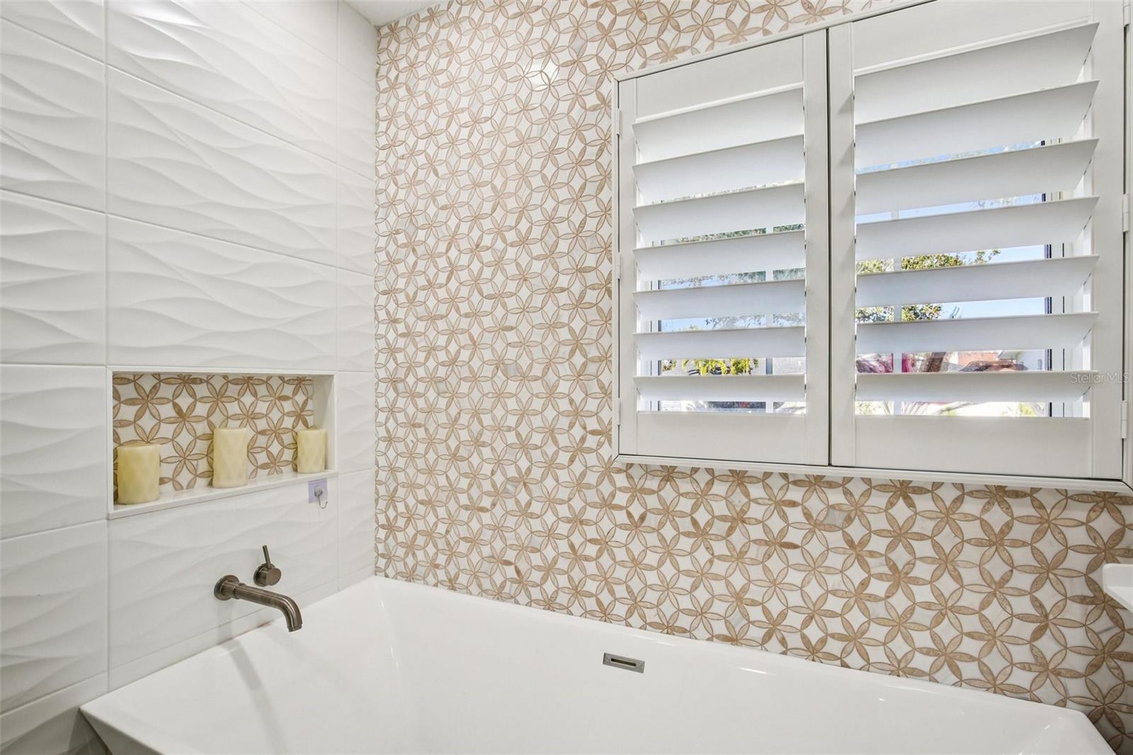 Image 16 of 40 For 3966 High Bluff Drive