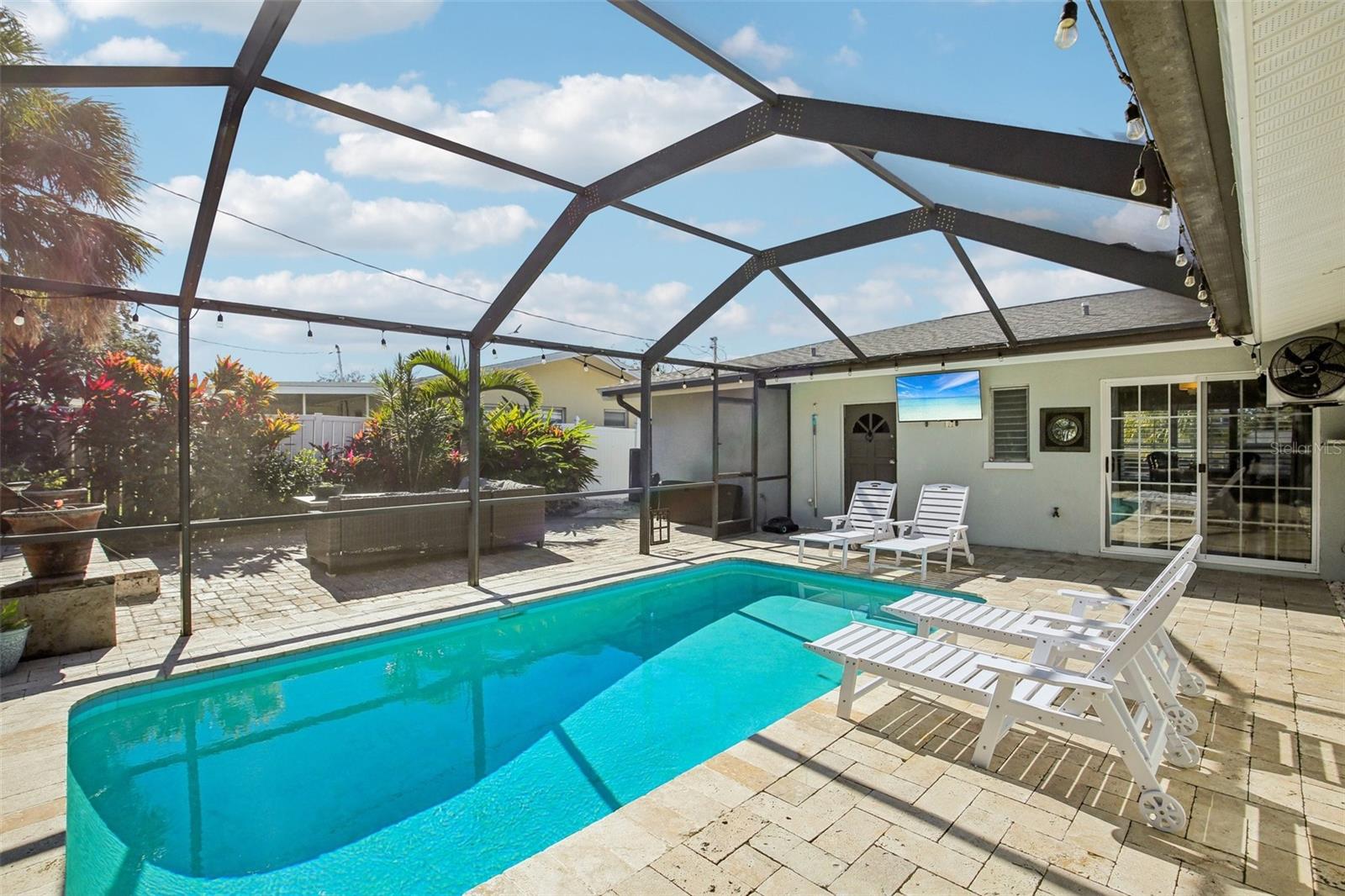 Image 32 of 40 For 3966 High Bluff Drive