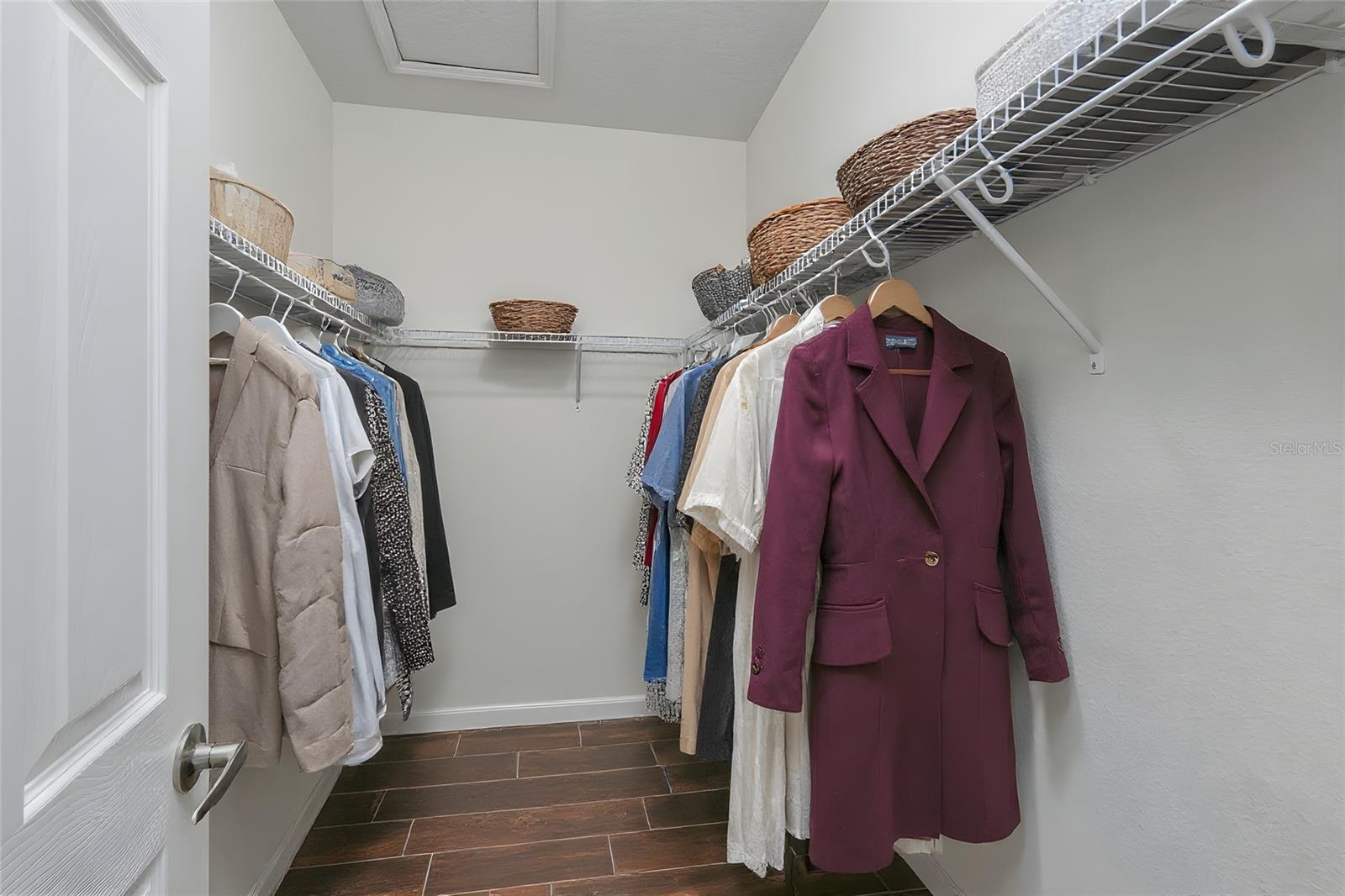 Image 20 of 38 For 8010 Whitetail Deer Way