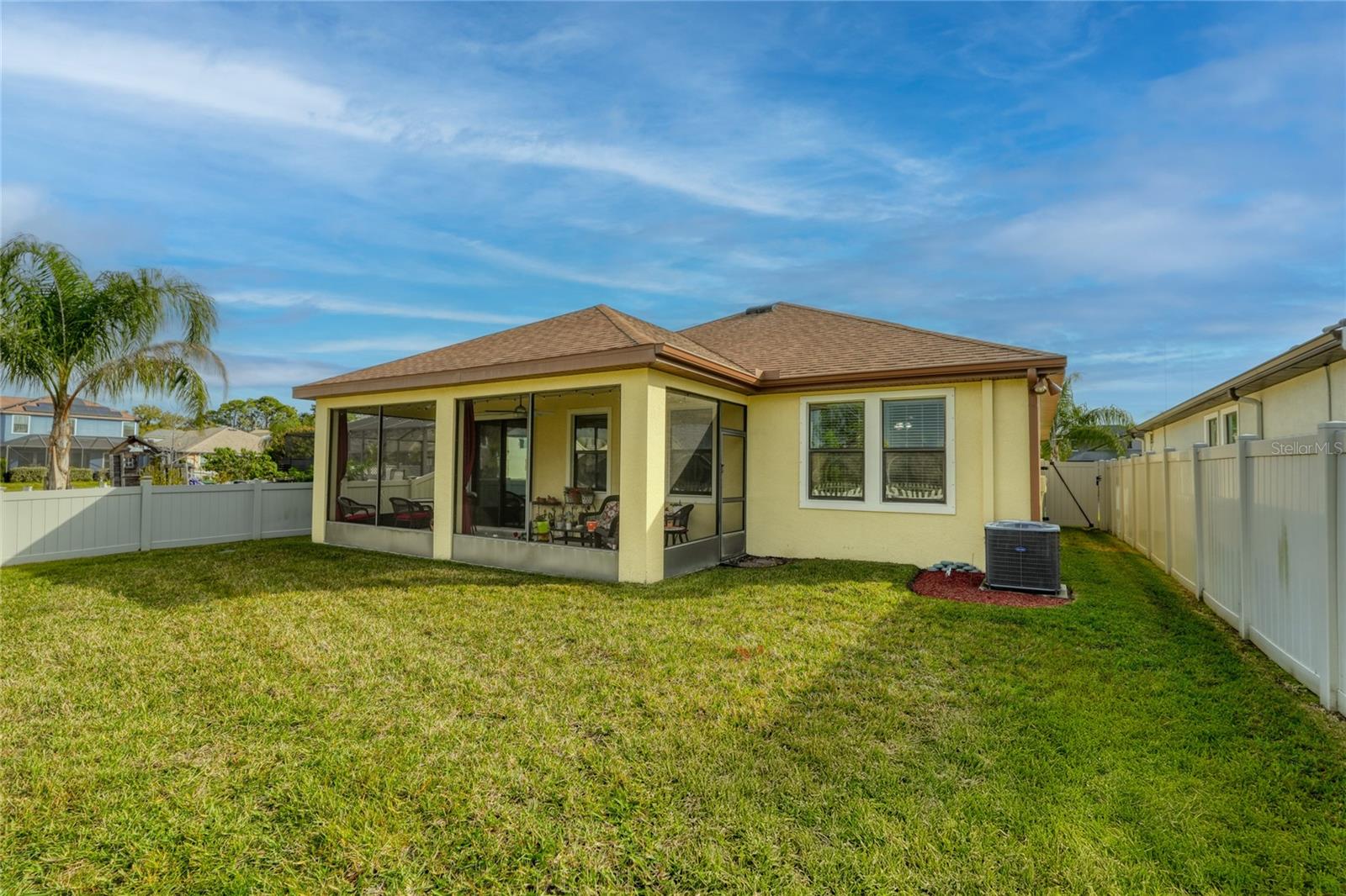 Image 34 of 38 For 8010 Whitetail Deer Way