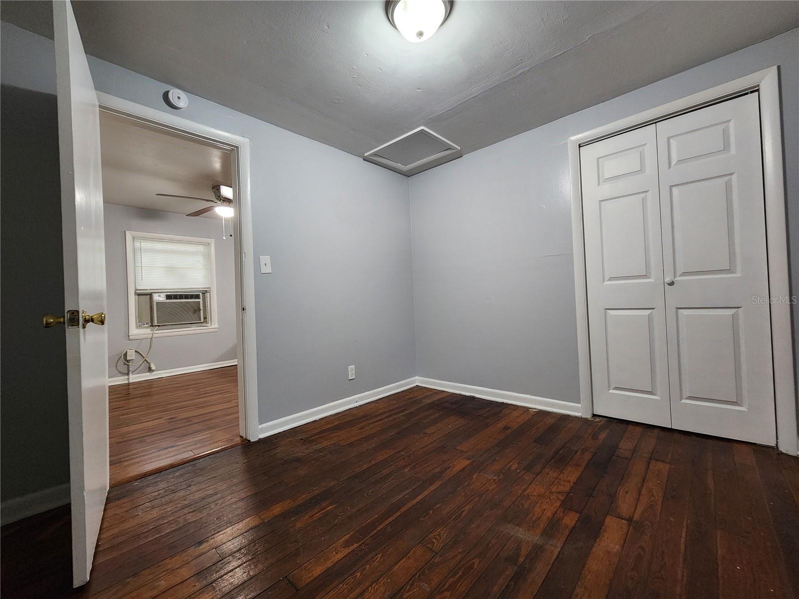 Image 7 of 9 For 1327 3rd Avenue