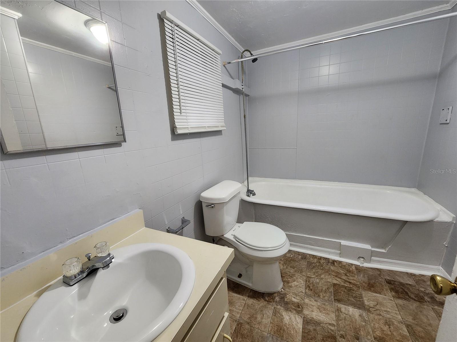 Image 9 of 9 For 1327 3rd Avenue