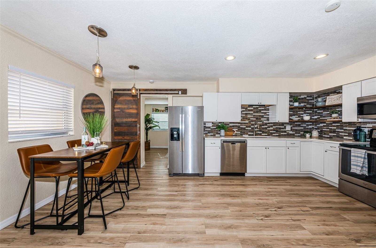 Image 13 of 39 For 5880 81st Avenue N