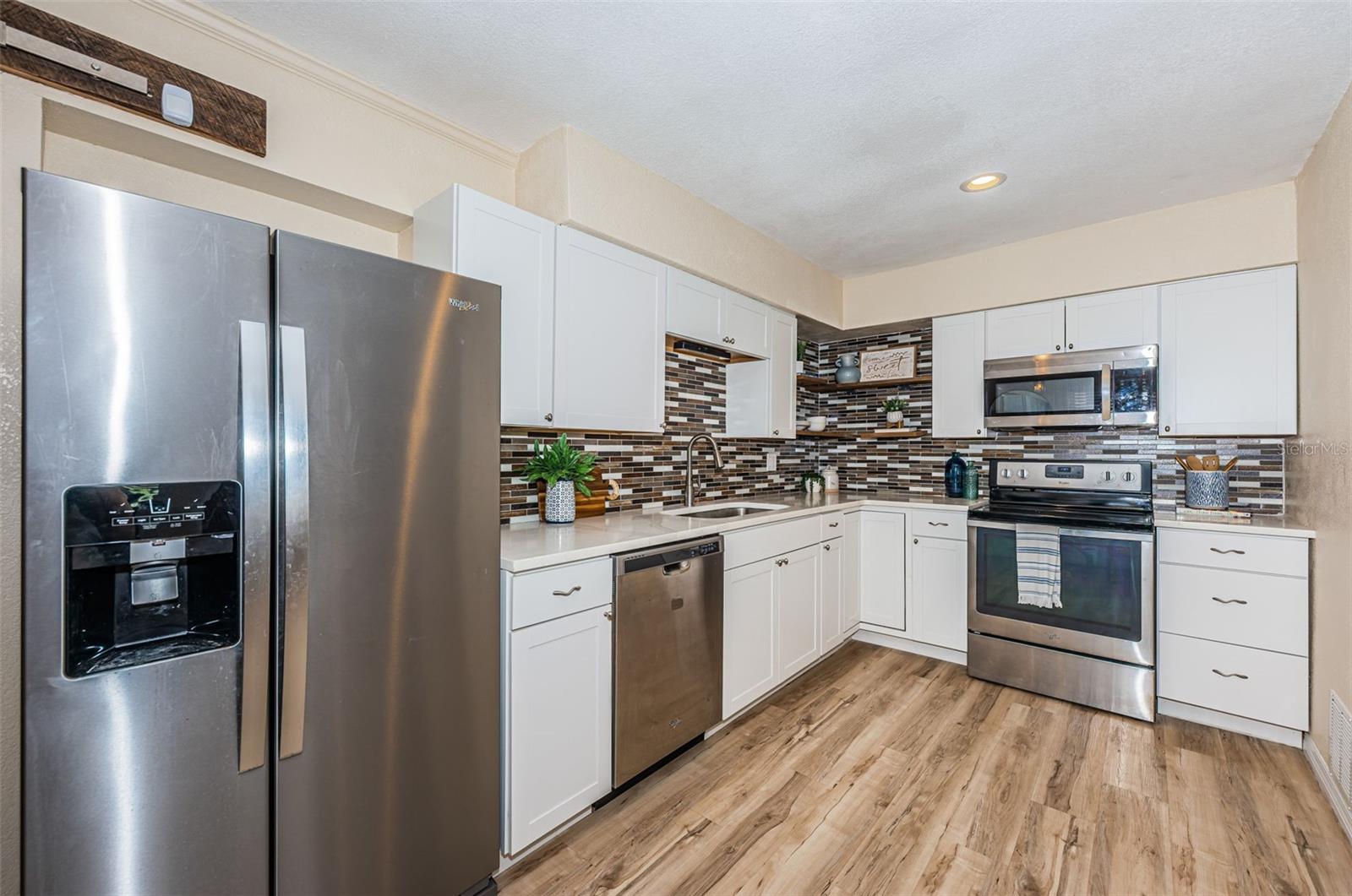 Image 17 of 39 For 5880 81st Avenue N