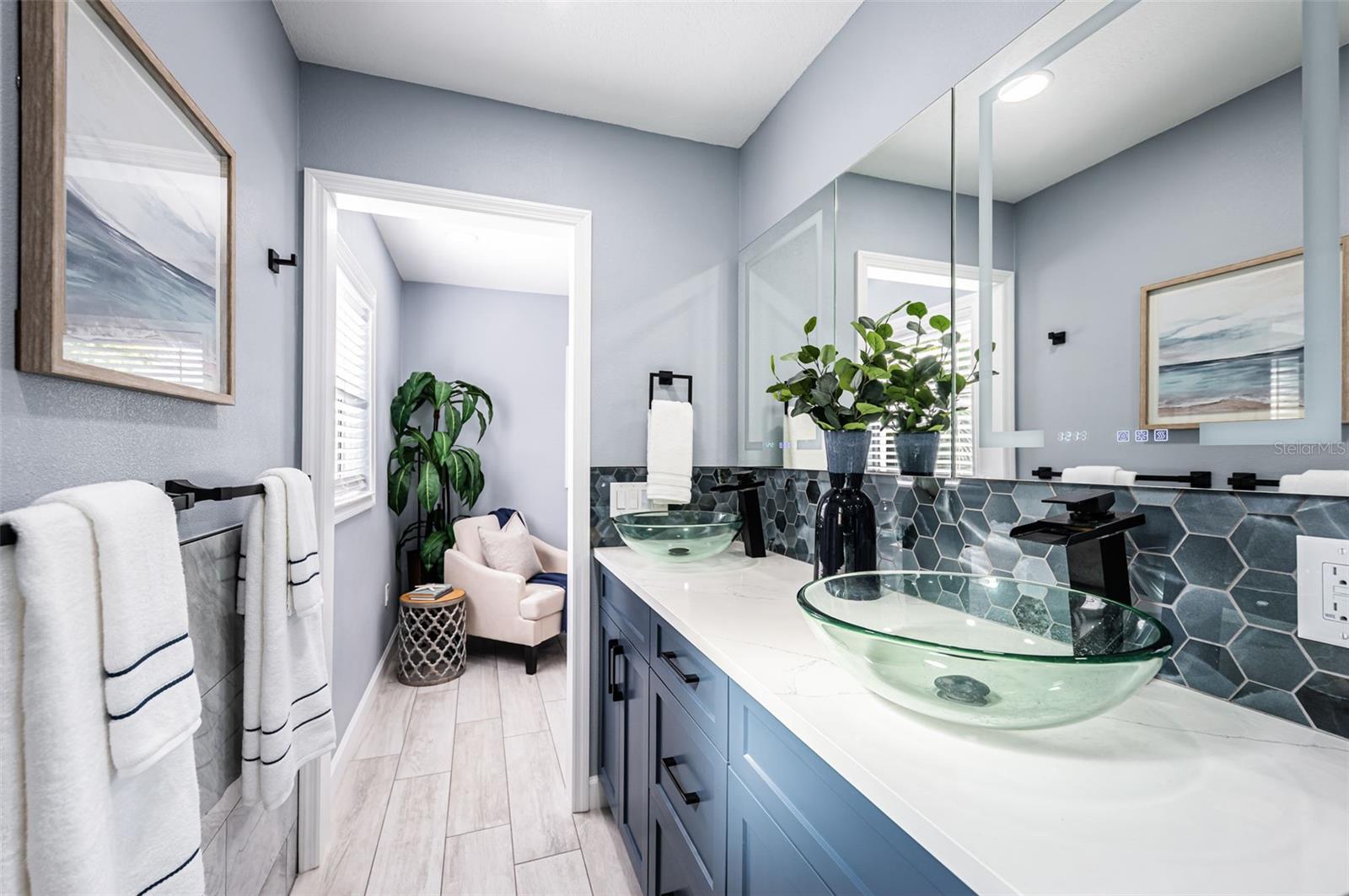 Image 21 of 39 For 5880 81st Avenue N