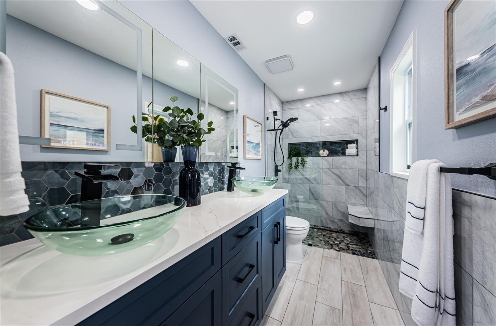 Image 22 of 39 For 5880 81st Avenue N