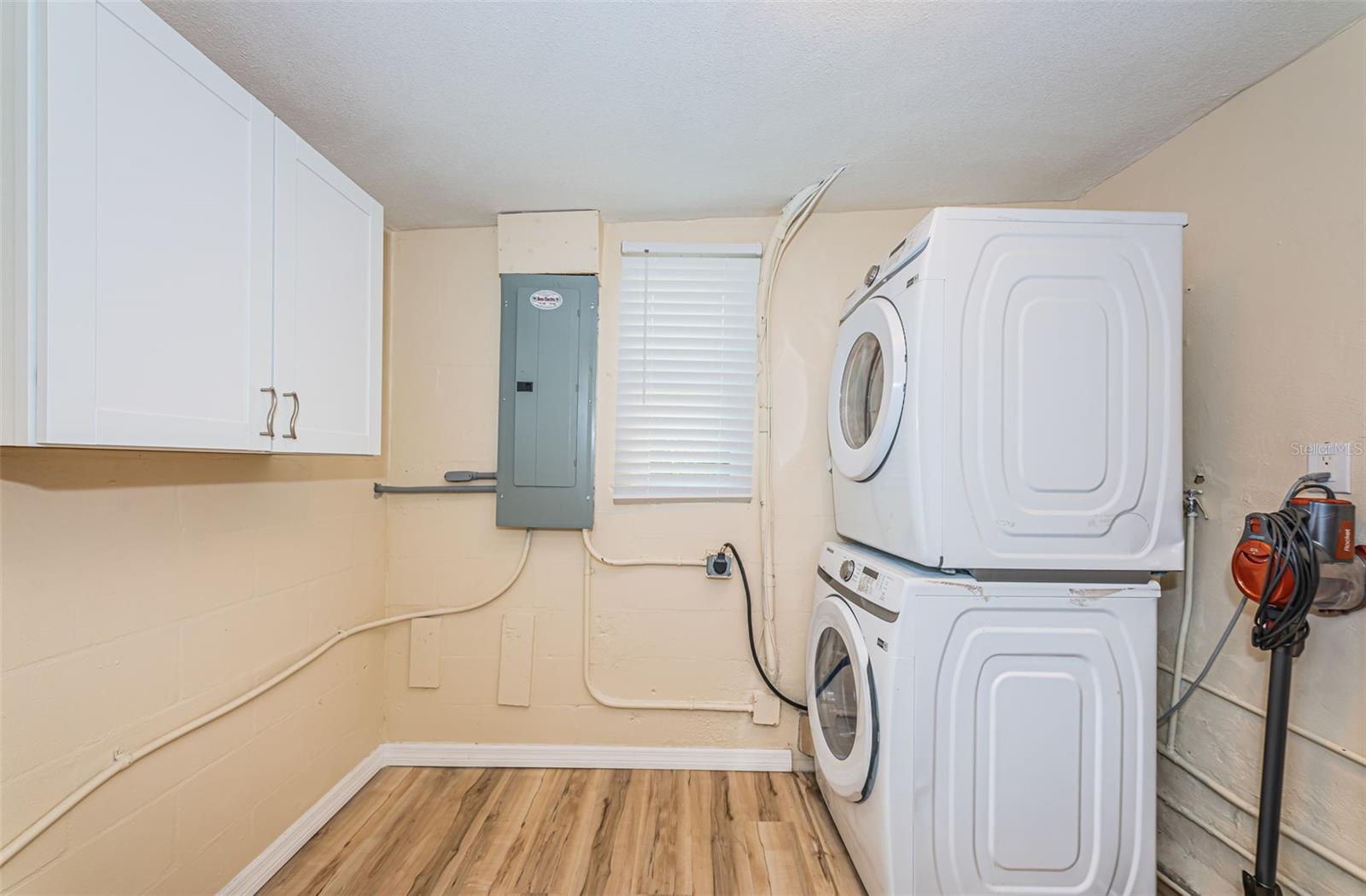 Image 31 of 39 For 5880 81st Avenue N