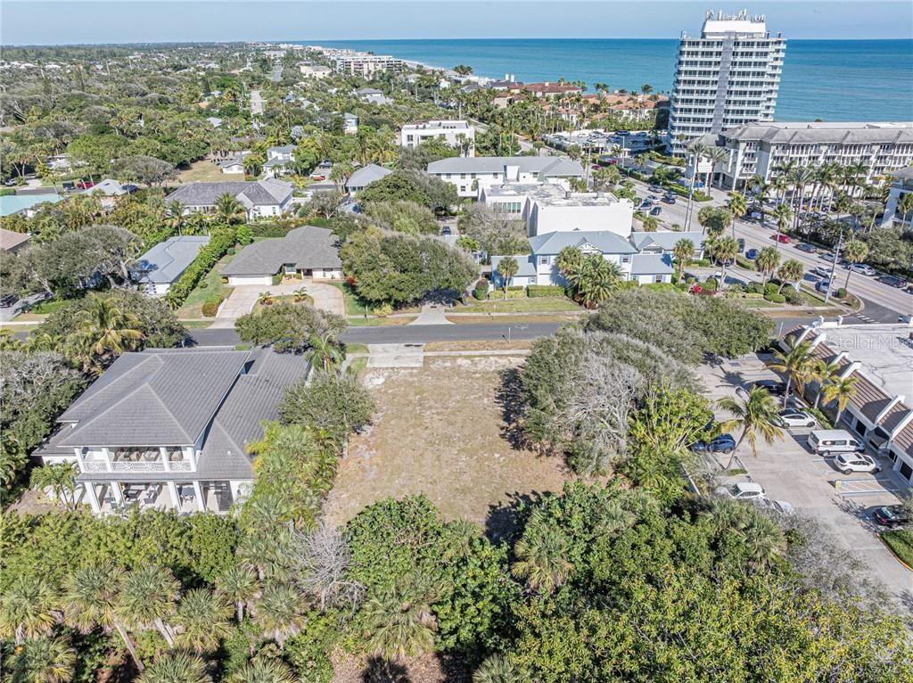 Image 14 of 23 For 846 Banyan Road