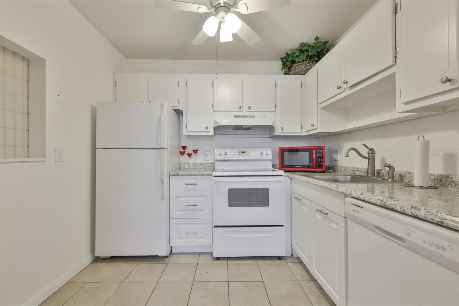 Image 12 of 54 For 1901 Andover Way 38