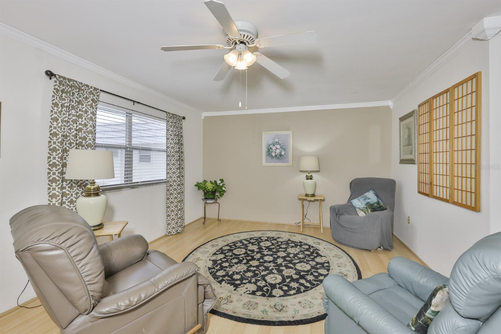 Image 7 of 54 For 1901 Andover Way 38