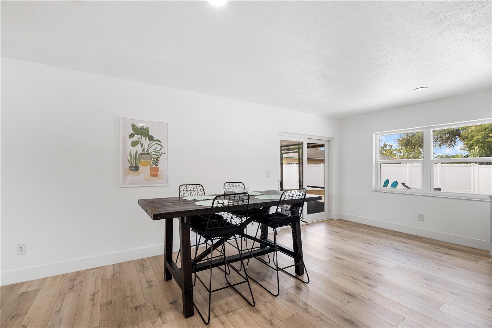 Image 13 of 37 For 3015 Saint Charles Dr Drive