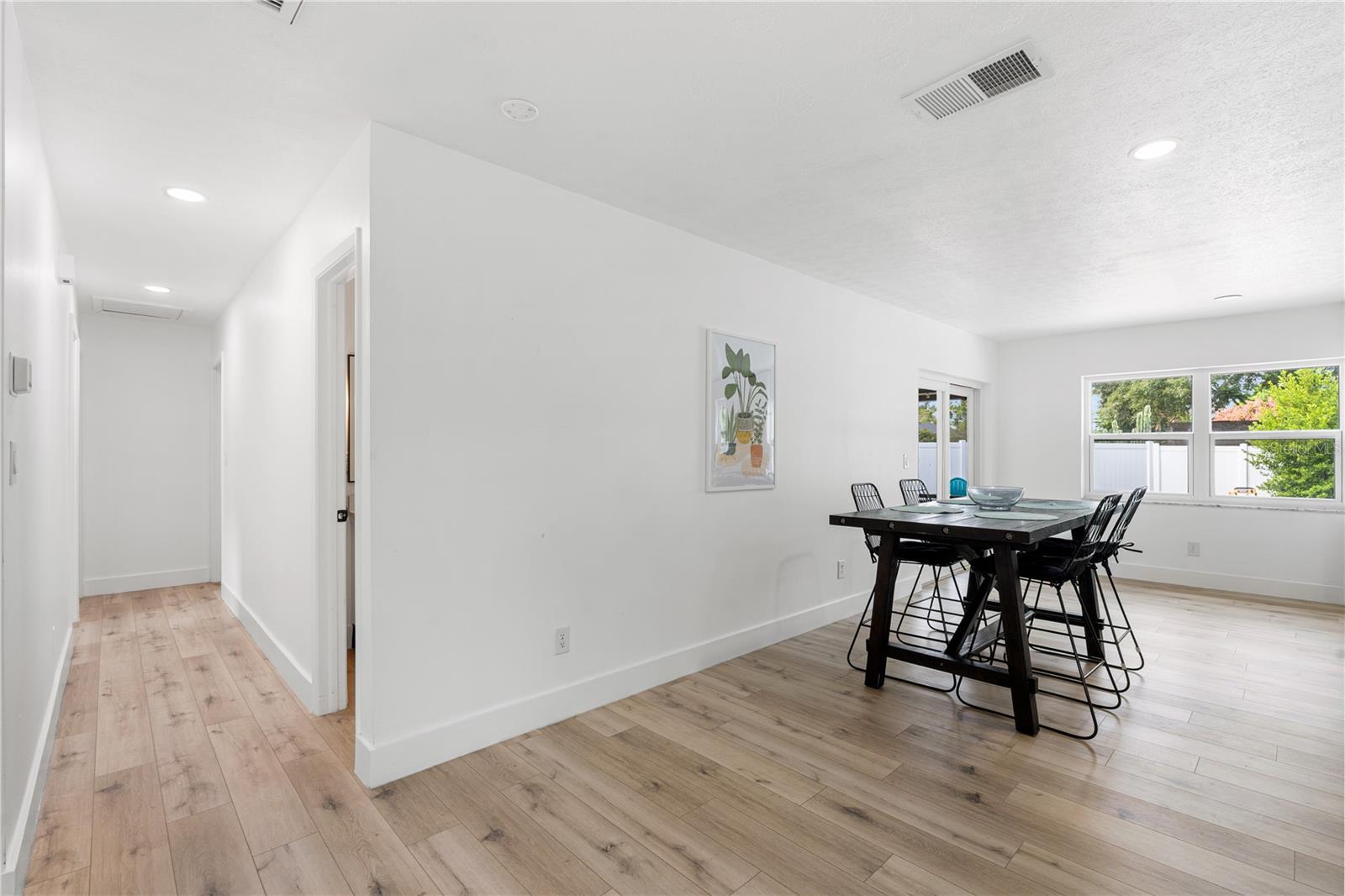 Image 14 of 37 For 3015 Saint Charles Dr Drive