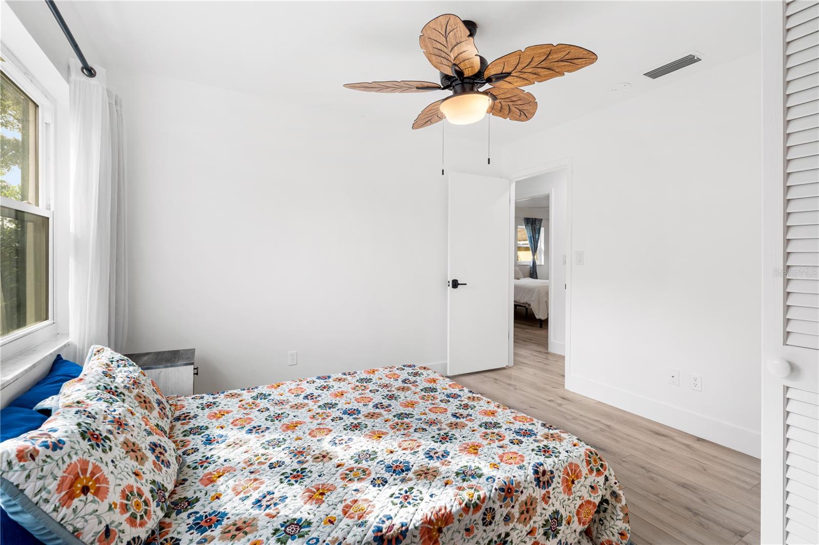 Image 18 of 37 For 3015 Saint Charles Dr Drive