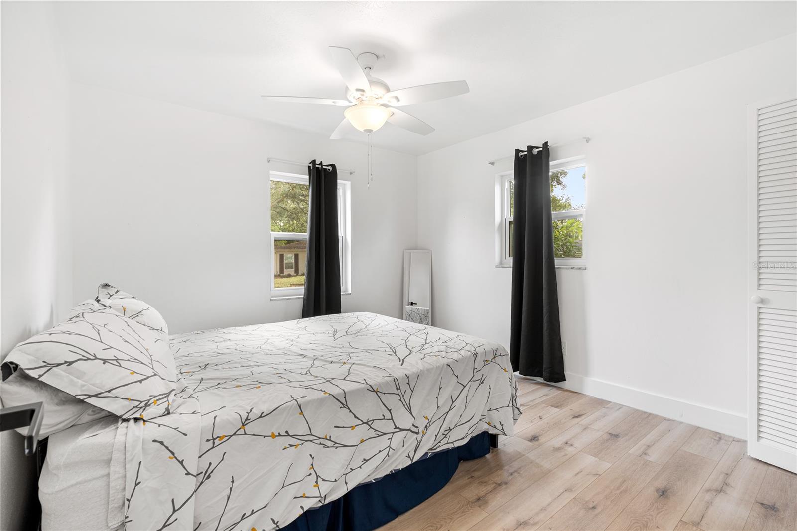 Image 21 of 37 For 3015 Saint Charles Dr Drive