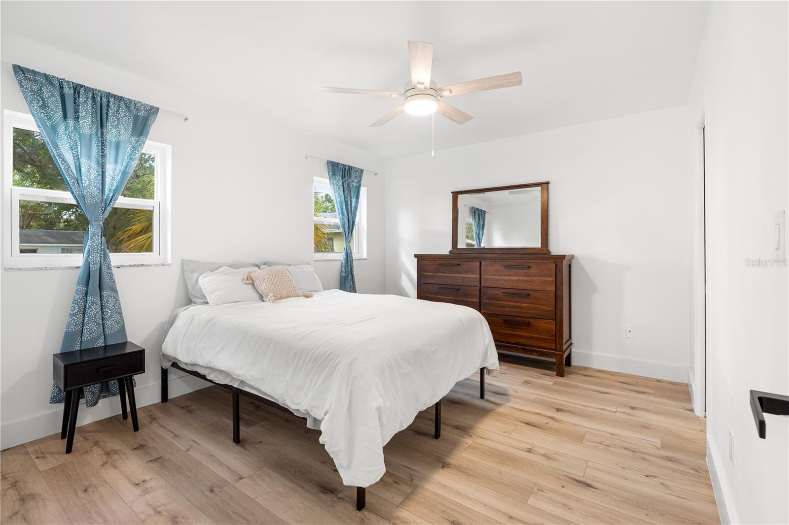 Image 24 of 37 For 3015 Saint Charles Dr Drive