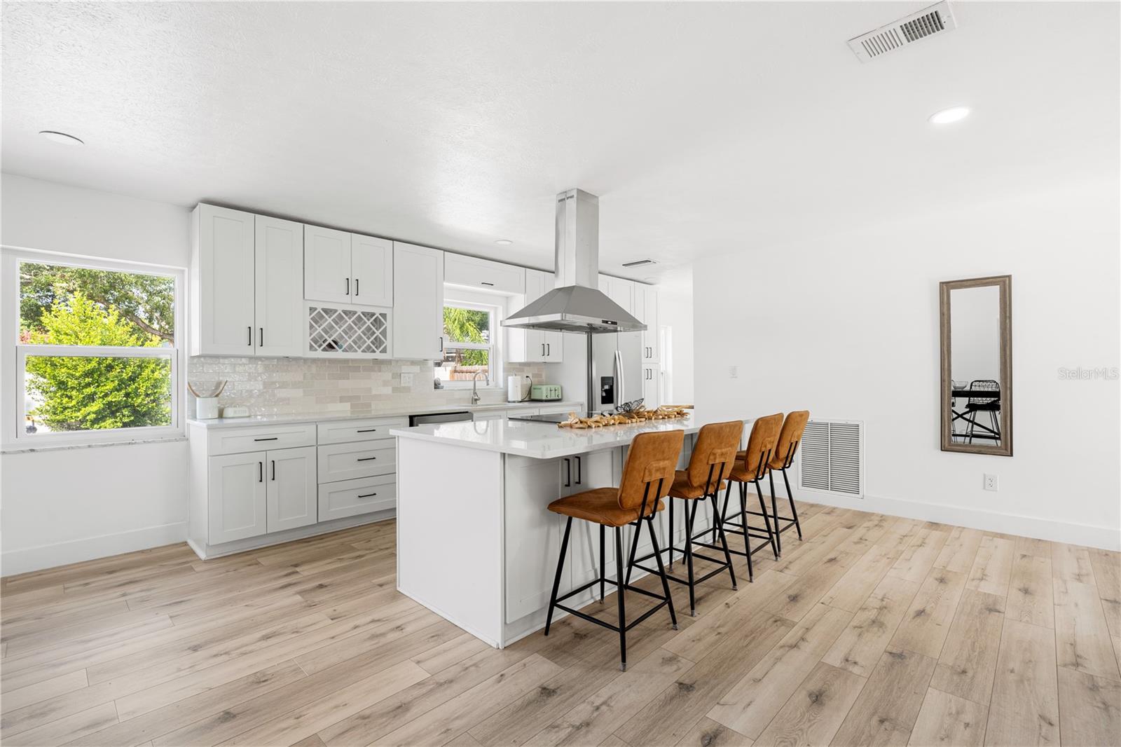 Image 9 of 37 For 3015 Saint Charles Dr Drive