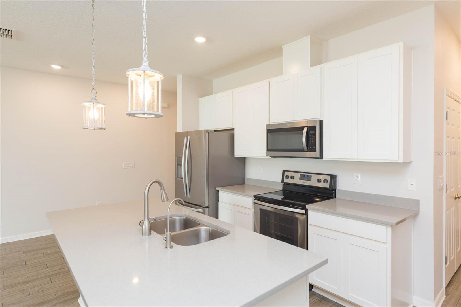 Image 12 of 41 For 1119 Lady Gouldian Court