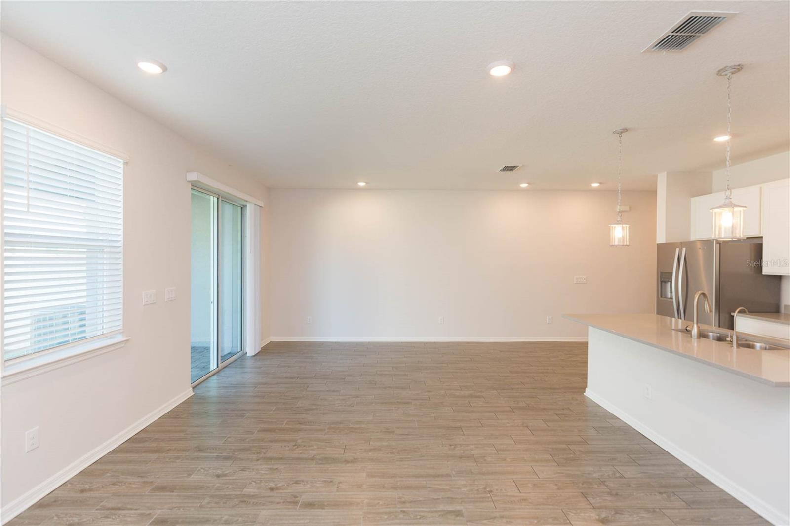 Image 16 of 41 For 1119 Lady Gouldian Court