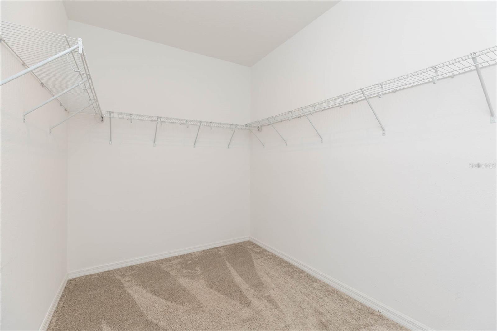 Image 30 of 41 For 1119 Lady Gouldian Court