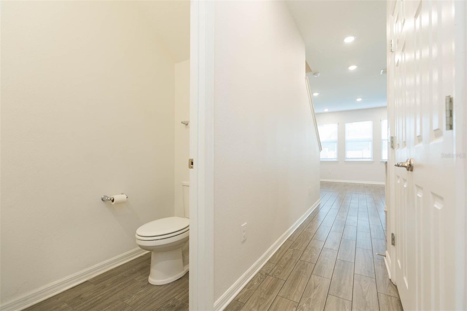 Image 6 of 41 For 1119 Lady Gouldian Court