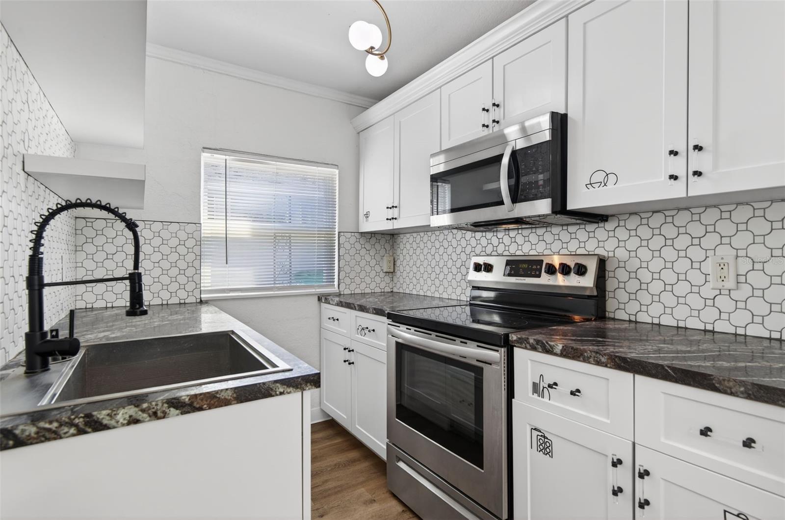 Image 10 of 16 For 3709 Gray Street