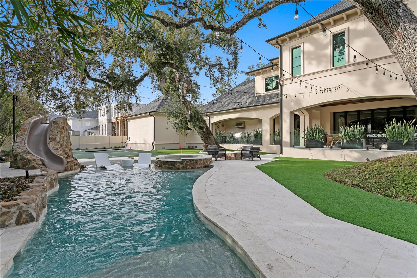 Image 2 of 97 For 4518 Rosemere Road