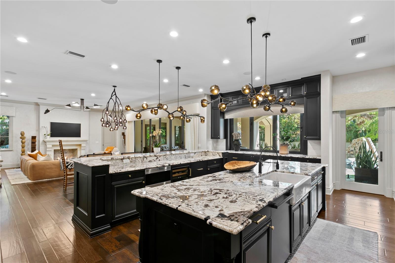 Image 27 of 97 For 4518 Rosemere Road