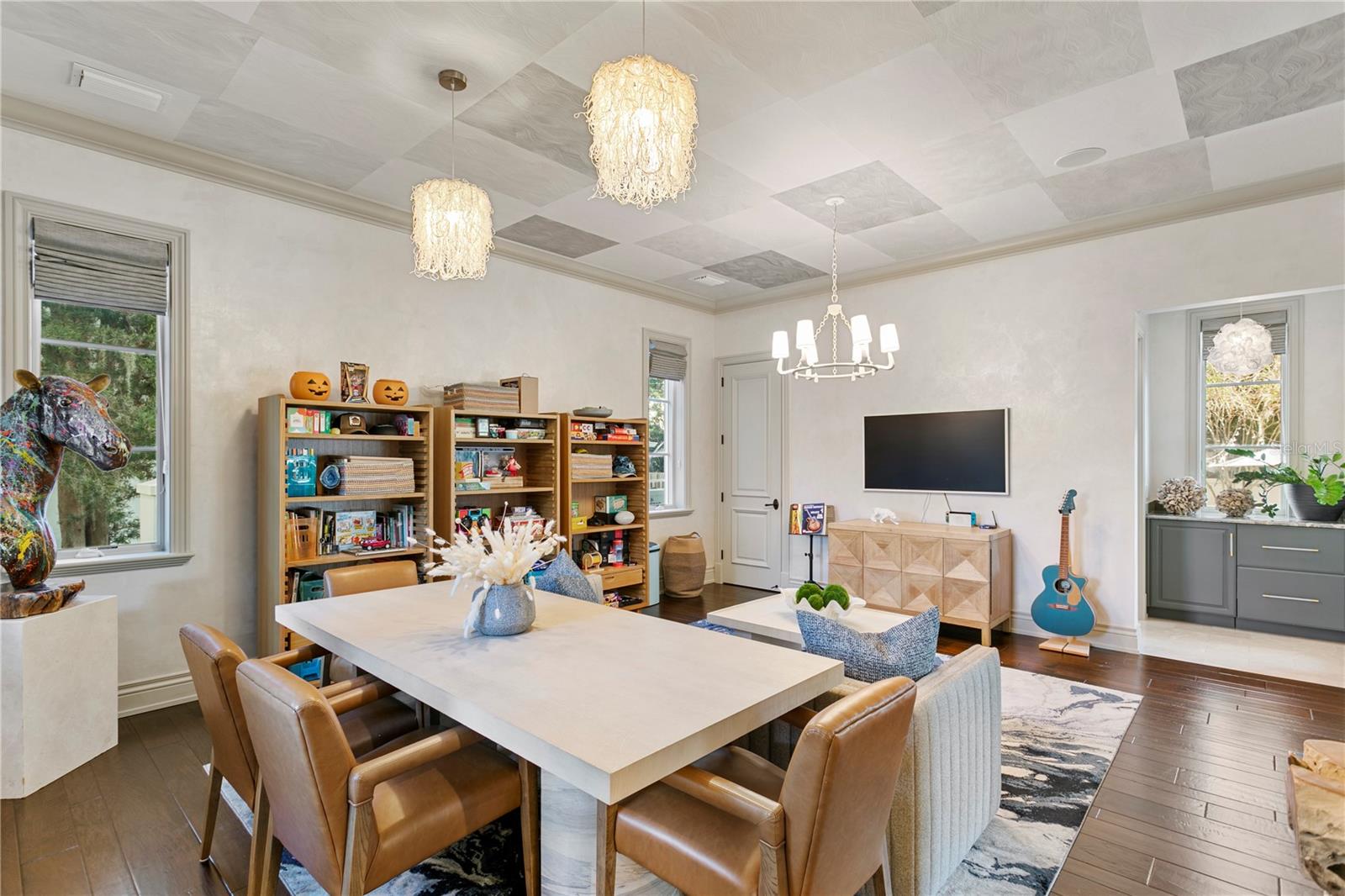 Image 33 of 97 For 4518 Rosemere Road